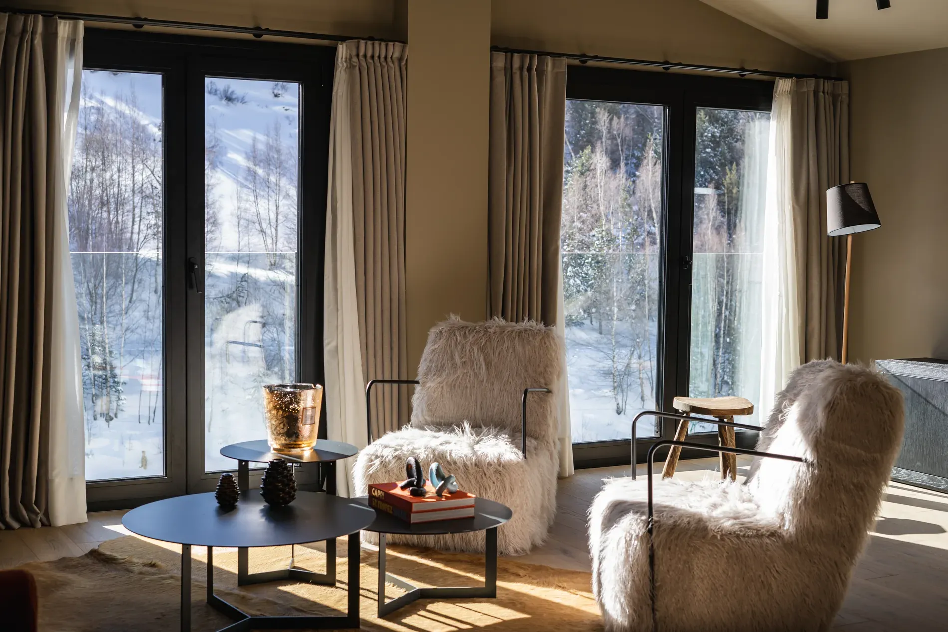 Hotels & Restaurants — Satori Arts, photo 1